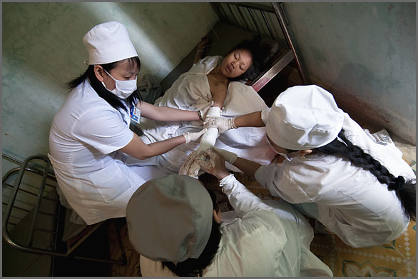 Duniya foundation helps children in need in India and Vietnam. Photo copyright 2009 Mirjam Letsch.
